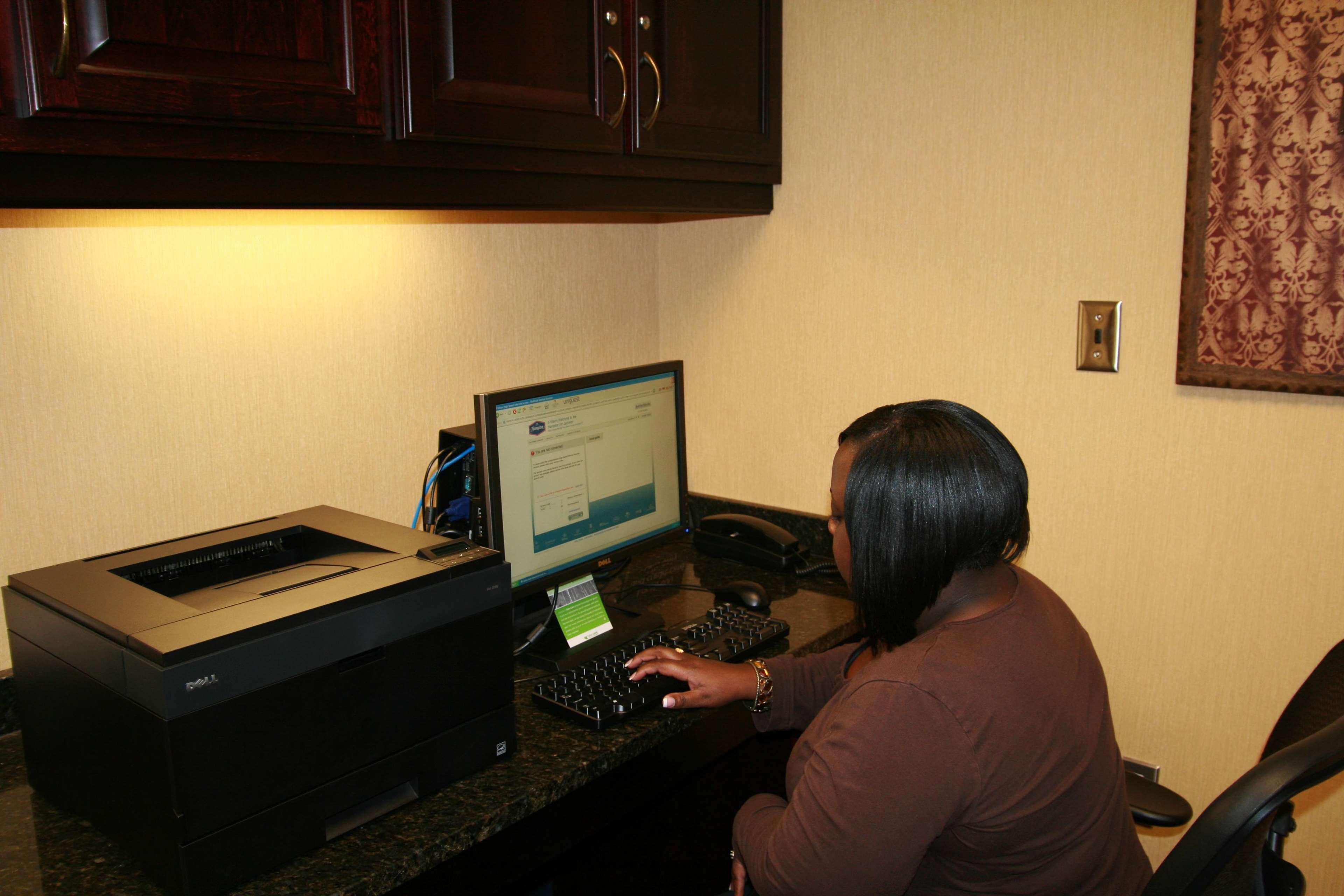 Hampton Inn Jackson-College Avenue Bekvämligheter bild