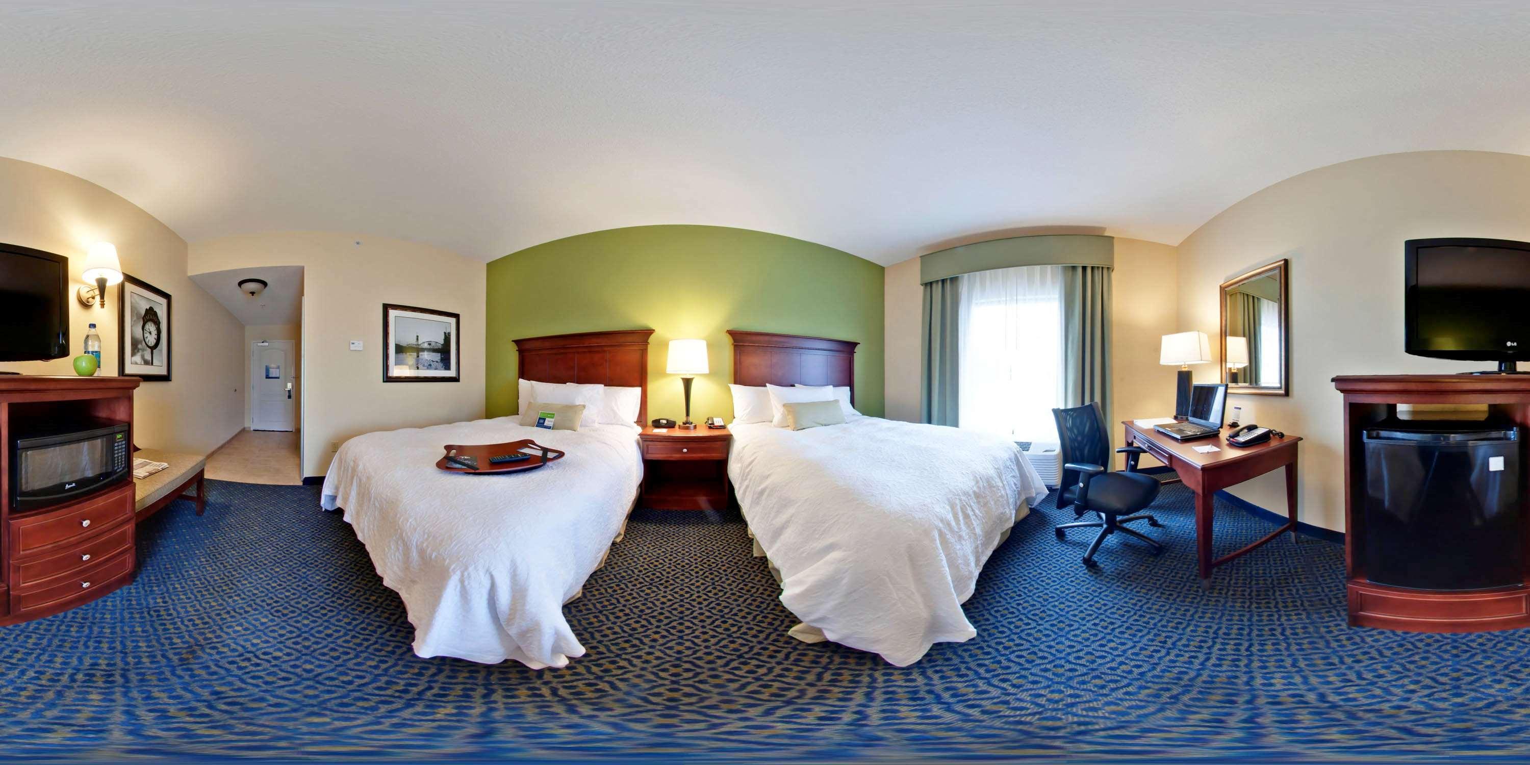 Hampton Inn Jackson-College Avenue Exteriör bild